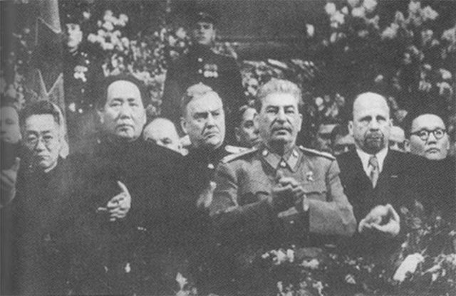 1949_Mao_and_Stalin
