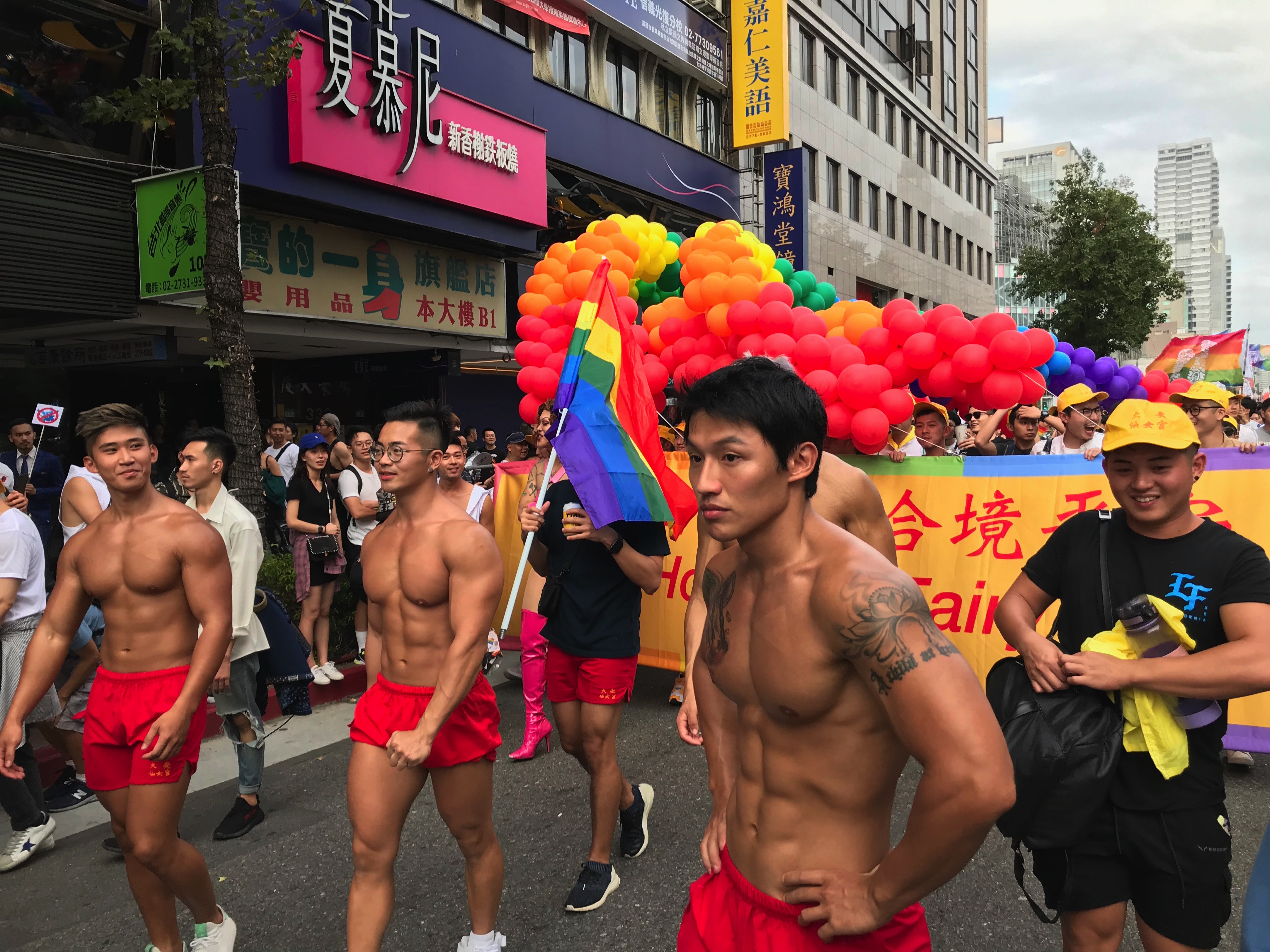 смотреть геев в китай фото 108