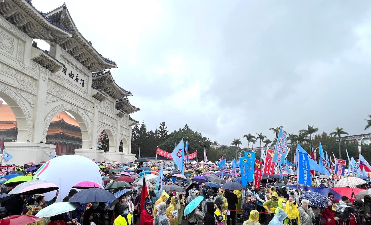 No, the KMT Did Not Lose in the Referendum Because of Wang Leehom | New Bloom Magazine